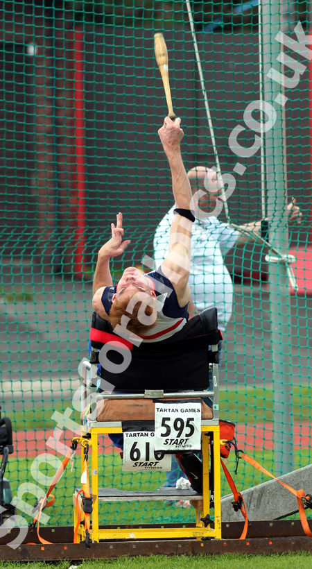 Stephen Miller (Gateshead Harriers) taking part in the club, Gateshead Tartan Games